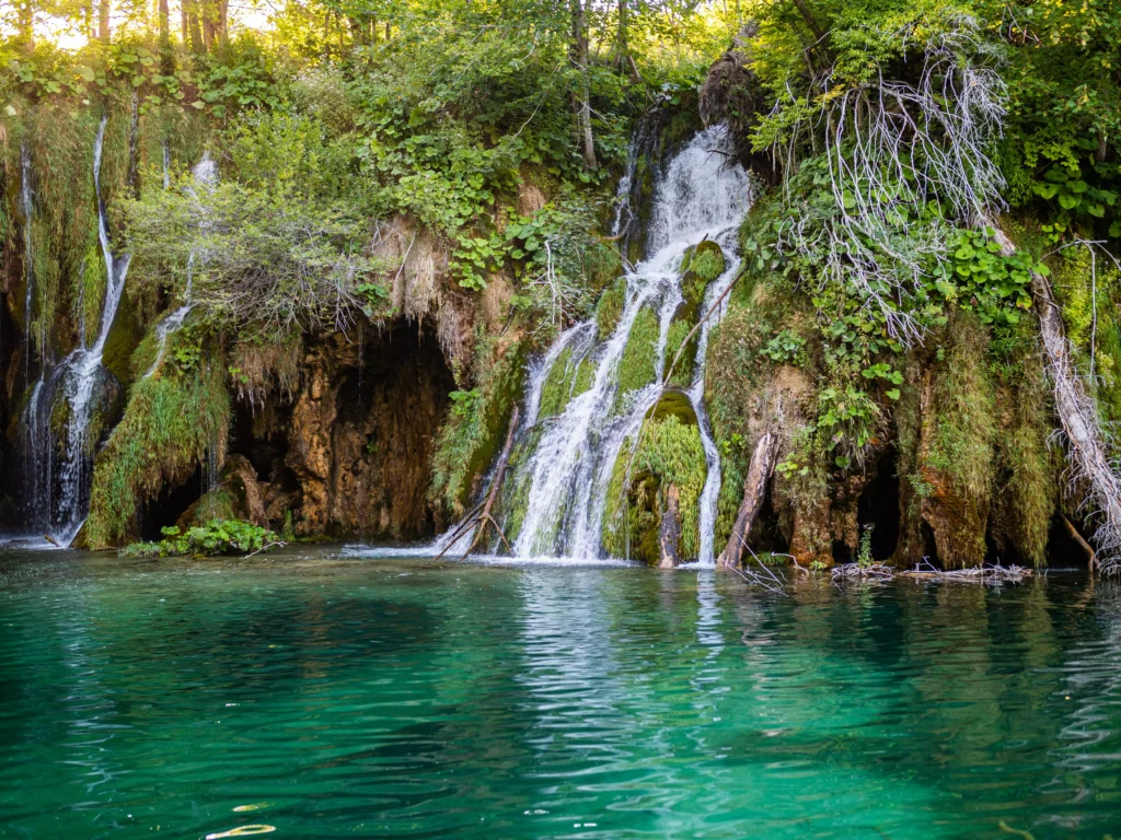 夏日限定|克羅埃西亞旅遊 Plitvička Jezera